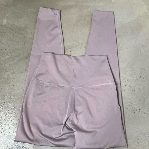 Nike Yoga 7/8 Ankle Leggings - Picture 3 of 8